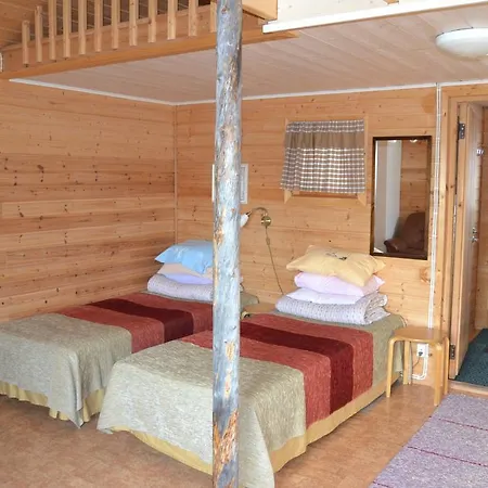 Vakantiepark Kelotin Rantamajat Leppäjärvi