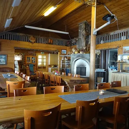 Kelotin Rantamajat 3* Leppäjärvi